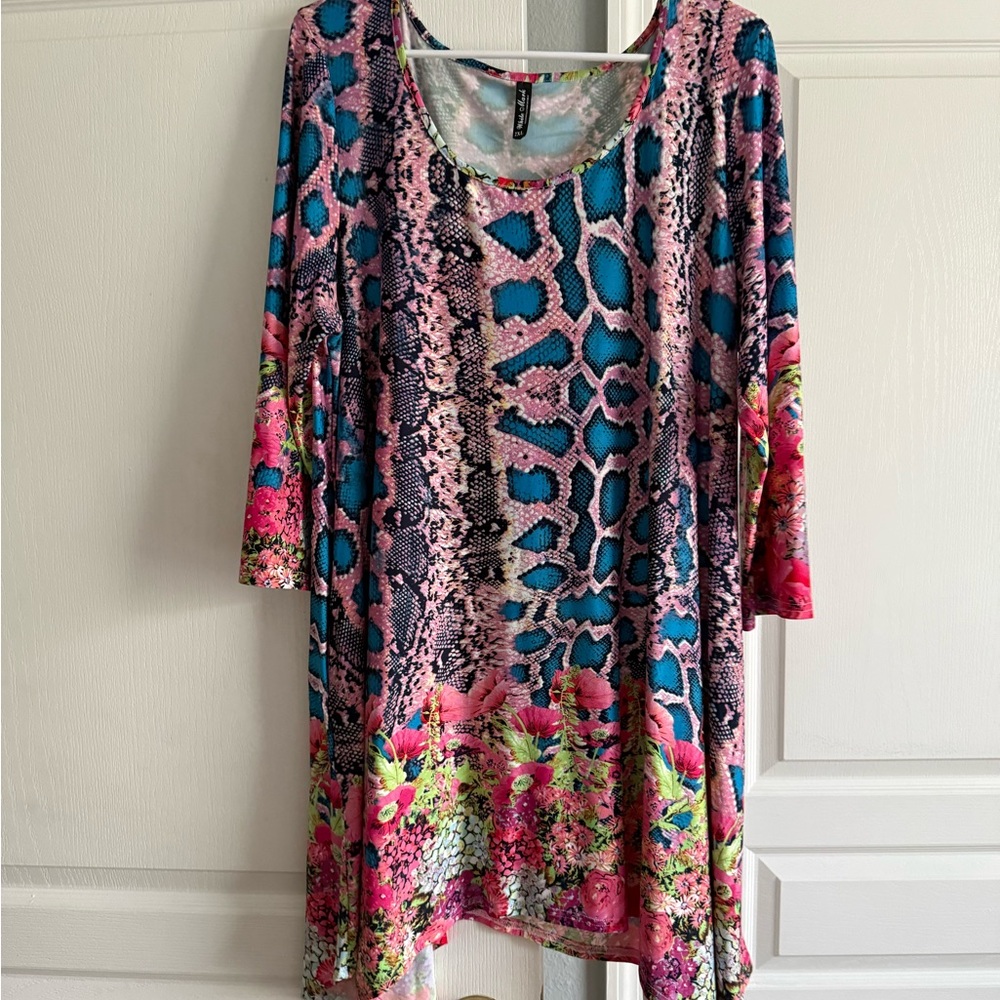 White Mark Pink & Teal Snake-Print Floral Long Sleeve top